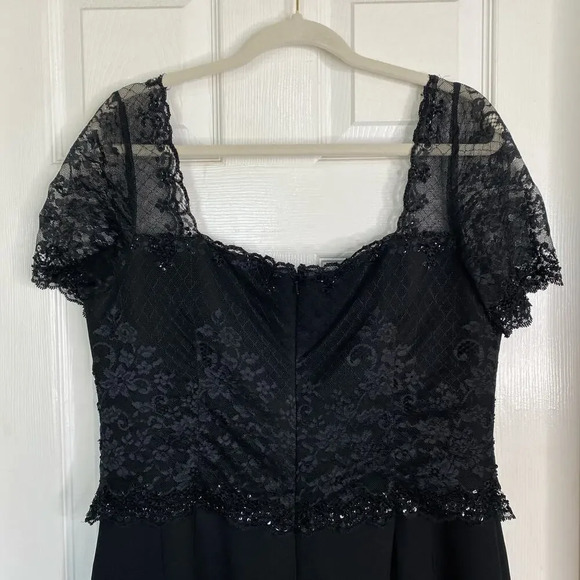 TERANI COUTURE Mother of the Bride Groom Black Formal Dress Size 16 Sequins - Picture 7 of 7